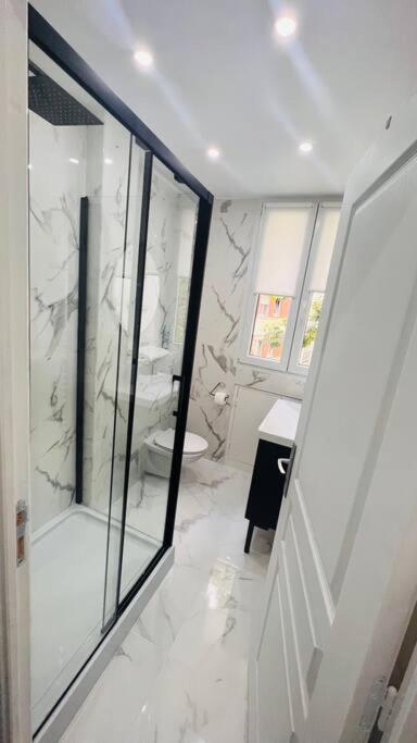 Cosy Buttes-chaumont Appartement *
